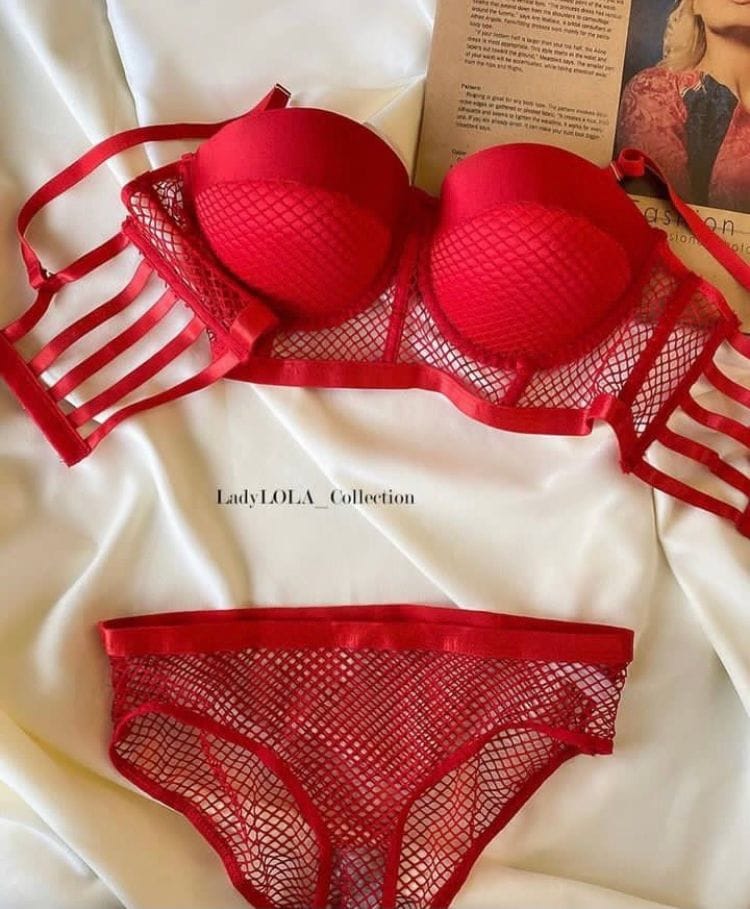 ce521766-f1e3-4647-be61-5ec6e4cd67b4.jpg ست لباس زیر | ابری کراپ دار | دکلته - Image 1