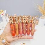 سایه چشم زرق و برق دار شاینی برند هوکسیا بیوتی کد 5758