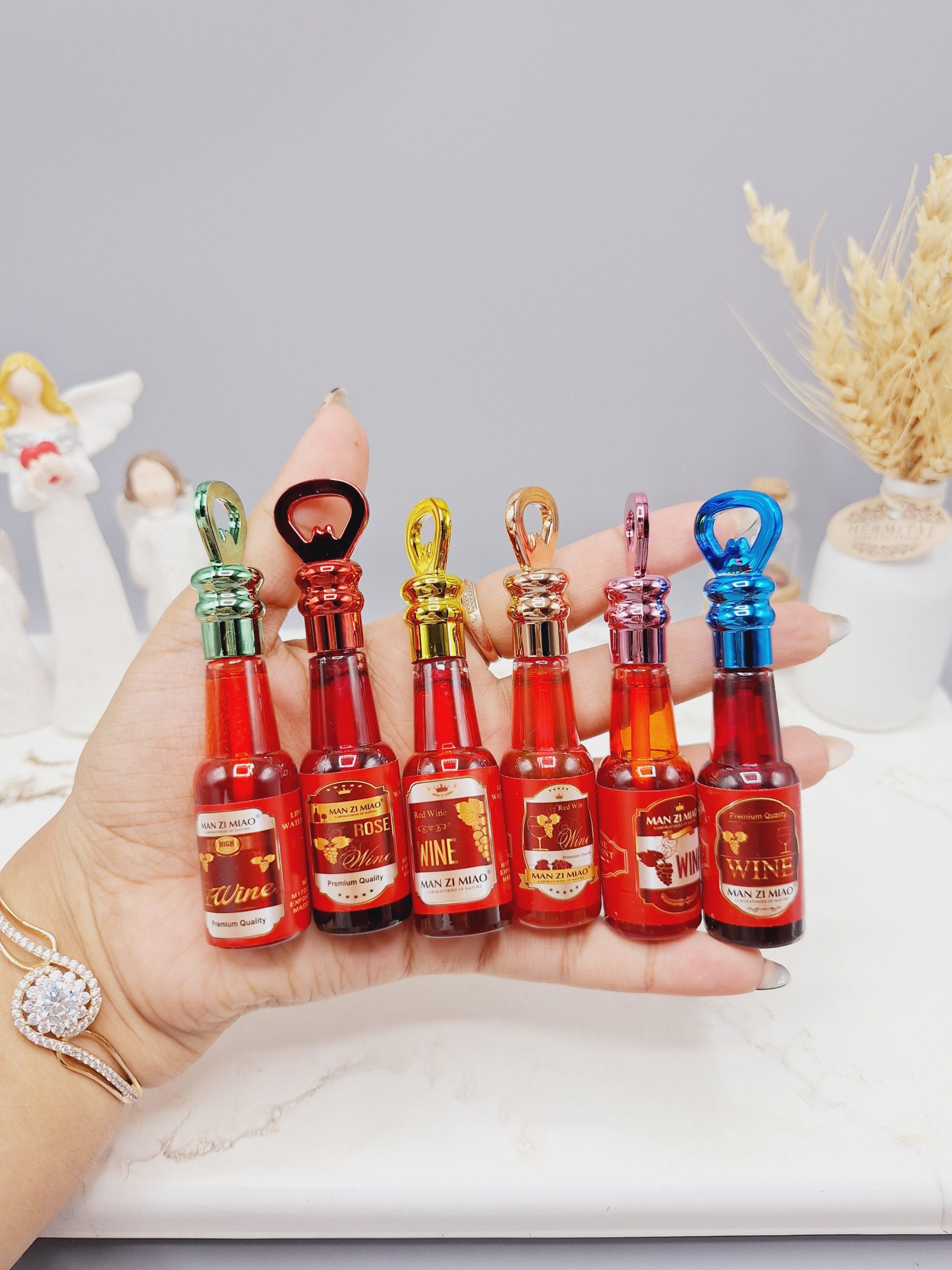 ۲۰۲۴۱۱۰۱_۱۸۲۳۴۴-scaled تینت لب شرابی شامپاینی MANZI MIAO کد LC021C - Image 1