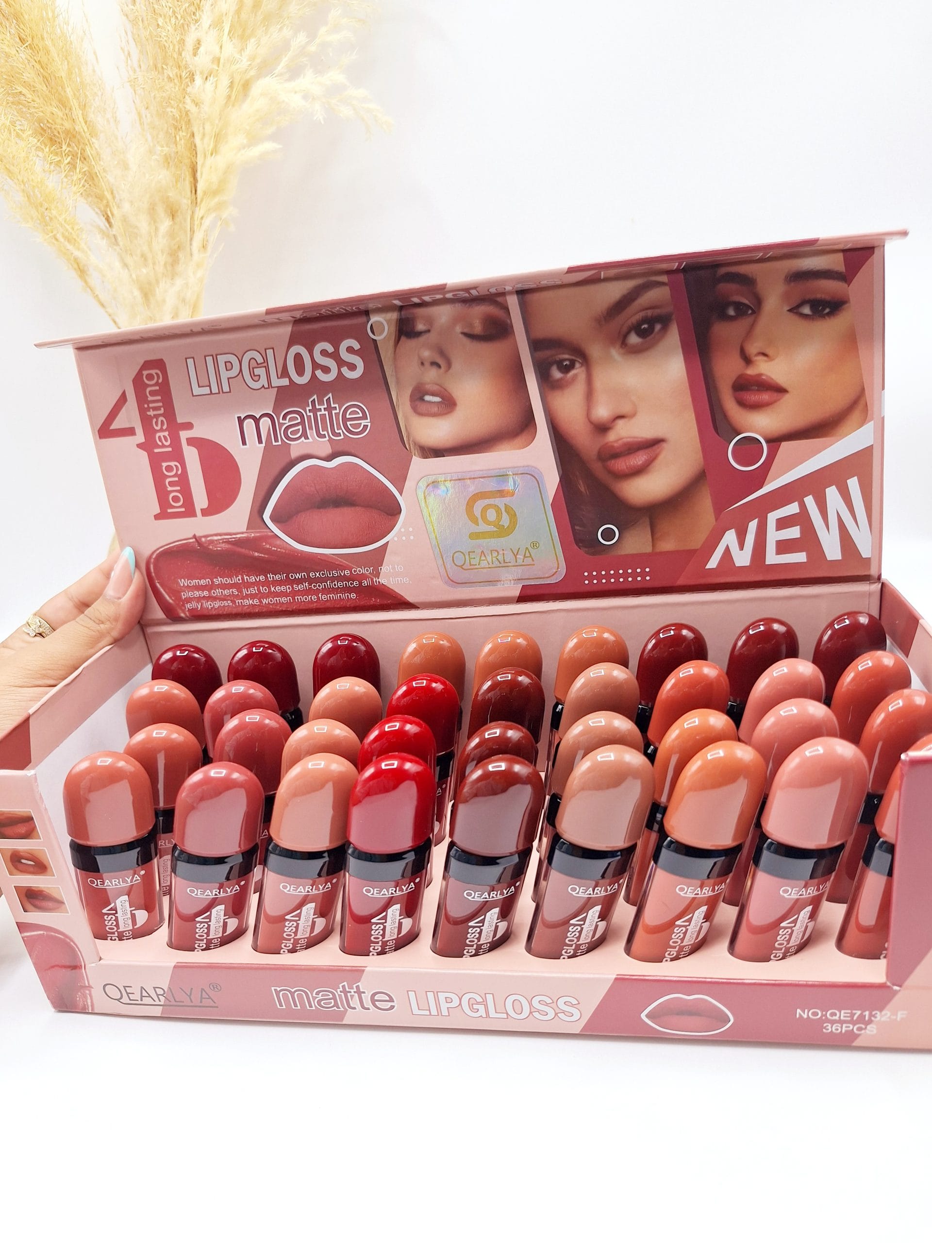 ۲۰۲۵۰۷۲۰_۱۱۳۸۵۱-scaled پک رژ مایع 6 تایی برند QEARLYA مات و زیبا کد NO:QE7132-F - Image 1