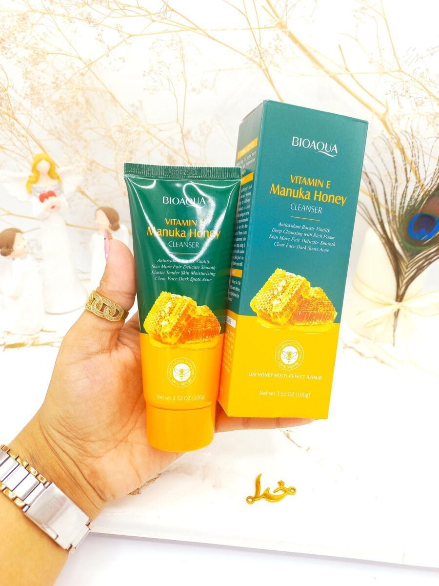 فوم شستشو صورت آبرسان و ضد لک عسل بیواکوا BIOAQUA کد BQY53522 - Image 1