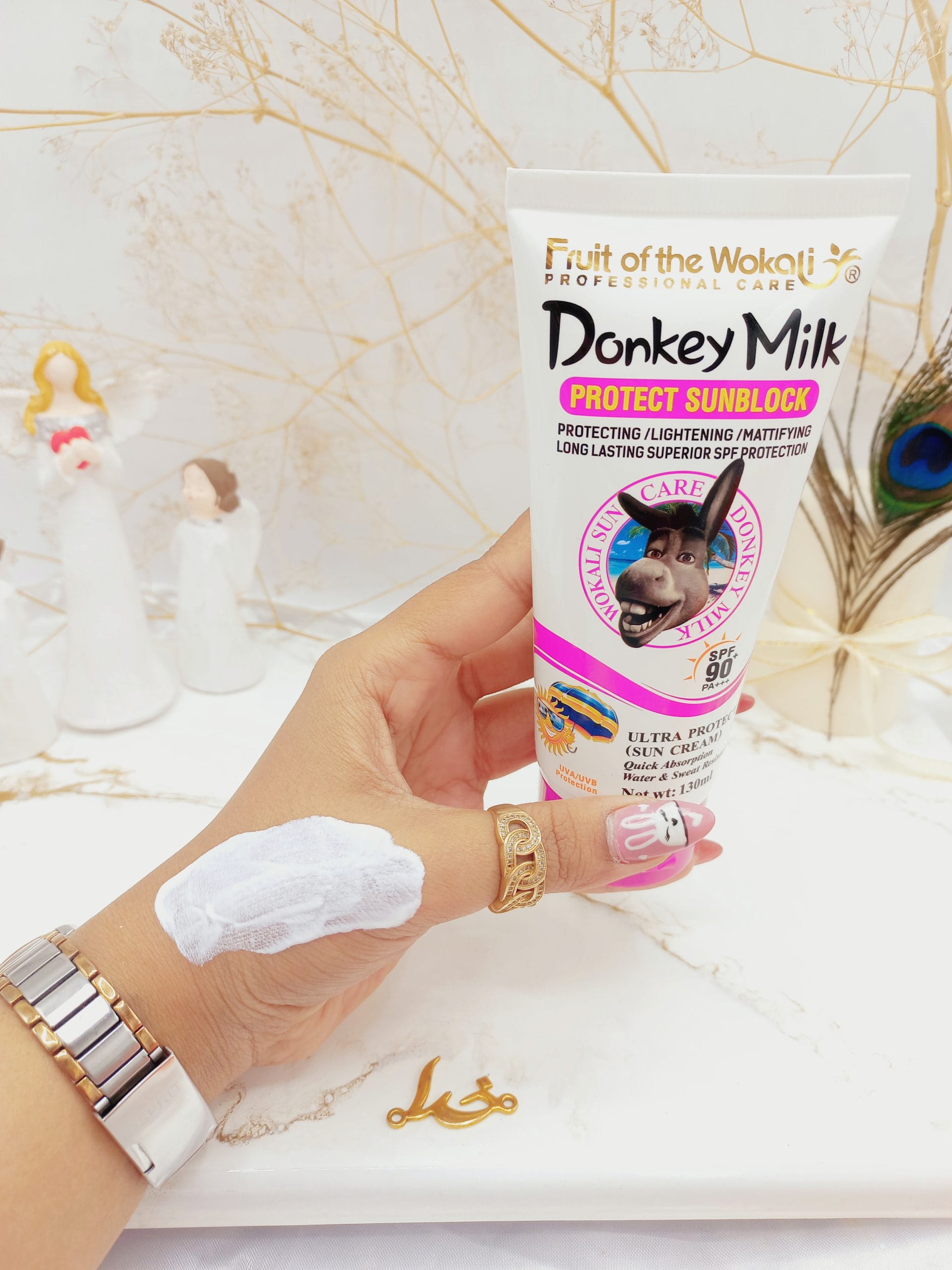 ۲۰۲۳۰۸۱۵_۲۲۳۵۴۶-scaled کرم ضدآفتاب روشن کننده و مات کننده شیر الاغ SPF90 وکالی Wokali کد HA3087 - Image 1