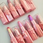 رژ جامد گلیتری خوش رنگ برند موکالره کد 770