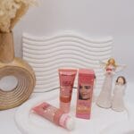 رژگونه مایع پرطرفدار پد دار تیوپی اورجینال برند Romantic rain کد 1753