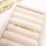 گوشواره میخی طرح پروانه طلایی استیل