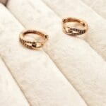 گوشواره طلایی طرح مینمال قفلی برند ژوپینگ