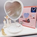 آینه رینگ لایت دار لمسی بسیار پرطرفدار مدل قلبی زیبا( رنگ سفید )