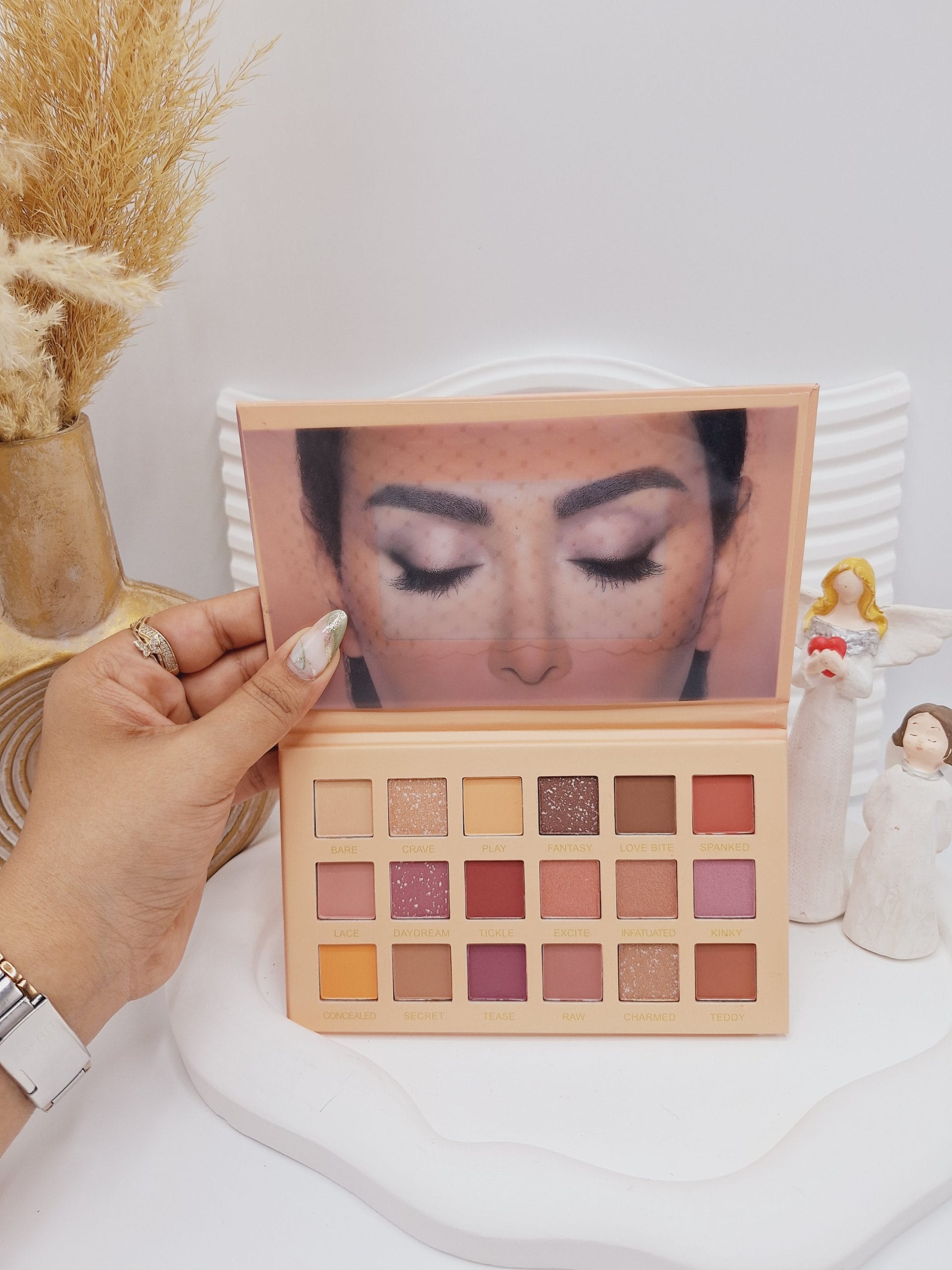 ۲۰۲۵۰۵۱۱_۲۱۱۲۳۷-scaled پالت سایه خوش رنگ و ترند برند NUDE 0230 کد 0235 - Image 1