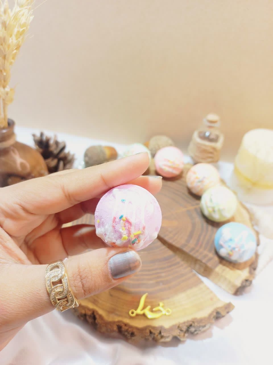 photo_2023-02-27_22-47-38 کوکتل و پدیکور توپی خامه ای 20 گرمی با کیفیت با جوشش عالی - Image 1