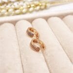 گوشواره طلایی طرح 2 لاین نگین برند ژوپینگ