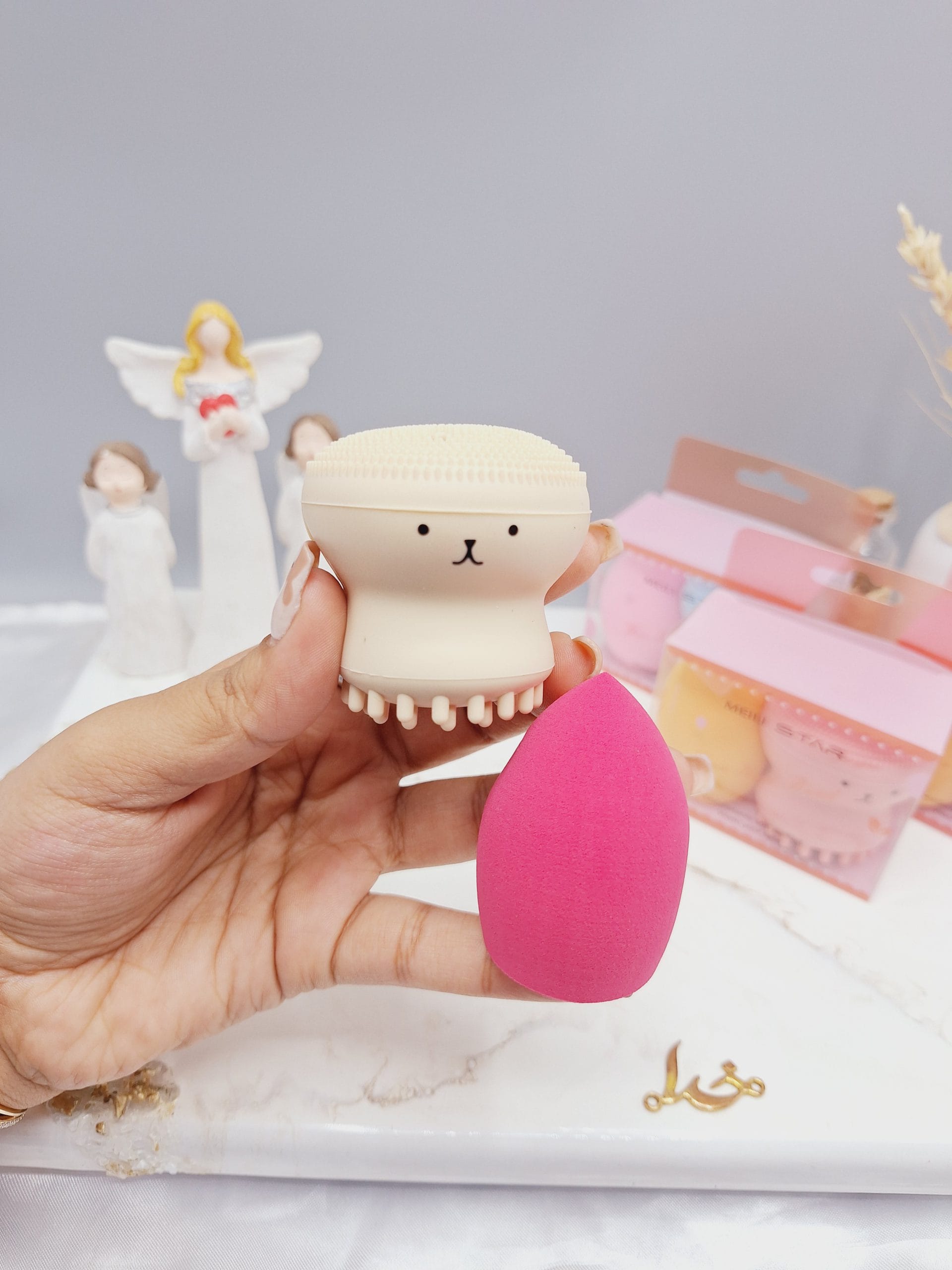 ۲۰۲۴۰۷۲۸_۱۵۰۱۴۹-scaled ست پک دوتایی فیس براش هشت پا و پد تخم مرغی MEILI STAR کد 4822 - Image 1