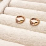 گوشواره طلایی طرح مینمال قلب برند ژوپینگ