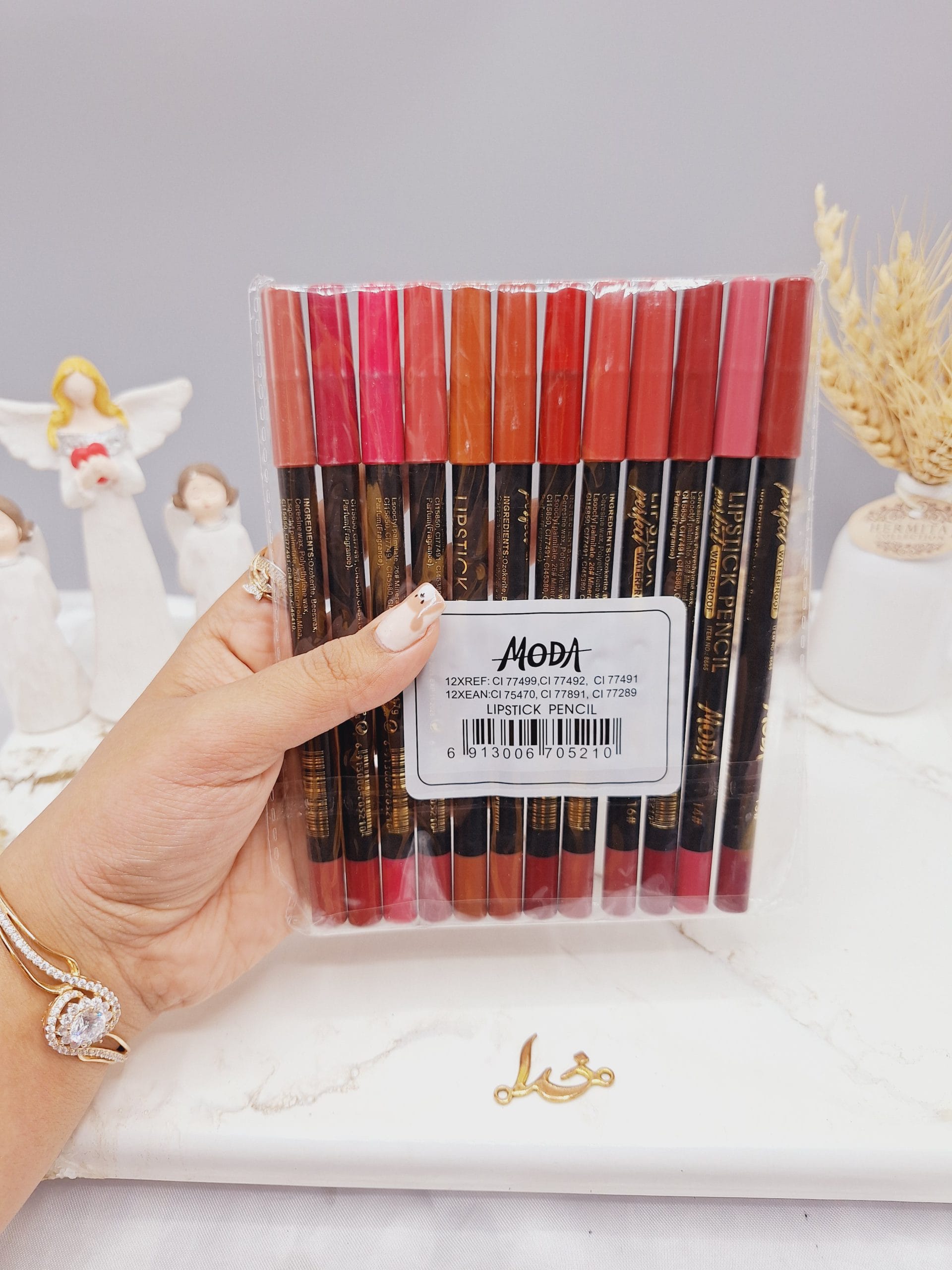 ۲۰۲۴۰۷۱۸_۱۴۱۴۵۷-scaled پک 12تایی خط لب مدادی MODA کد B - Image 1