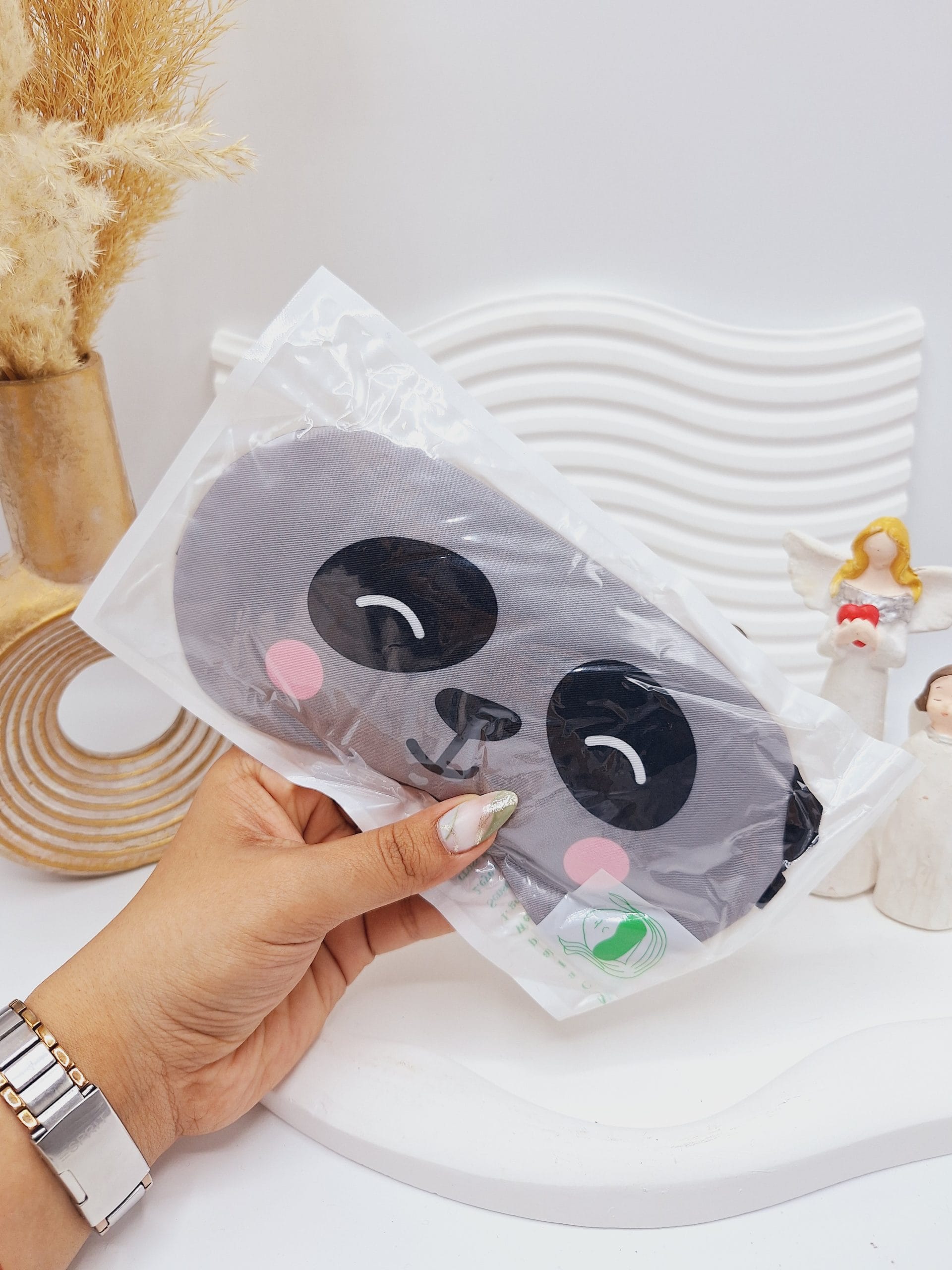 ۲۰۲۵۰۴۲۶_۱۳۴۲۴۲-scaled چشم بند کمپرس دار طرح فانتزی - Image 1