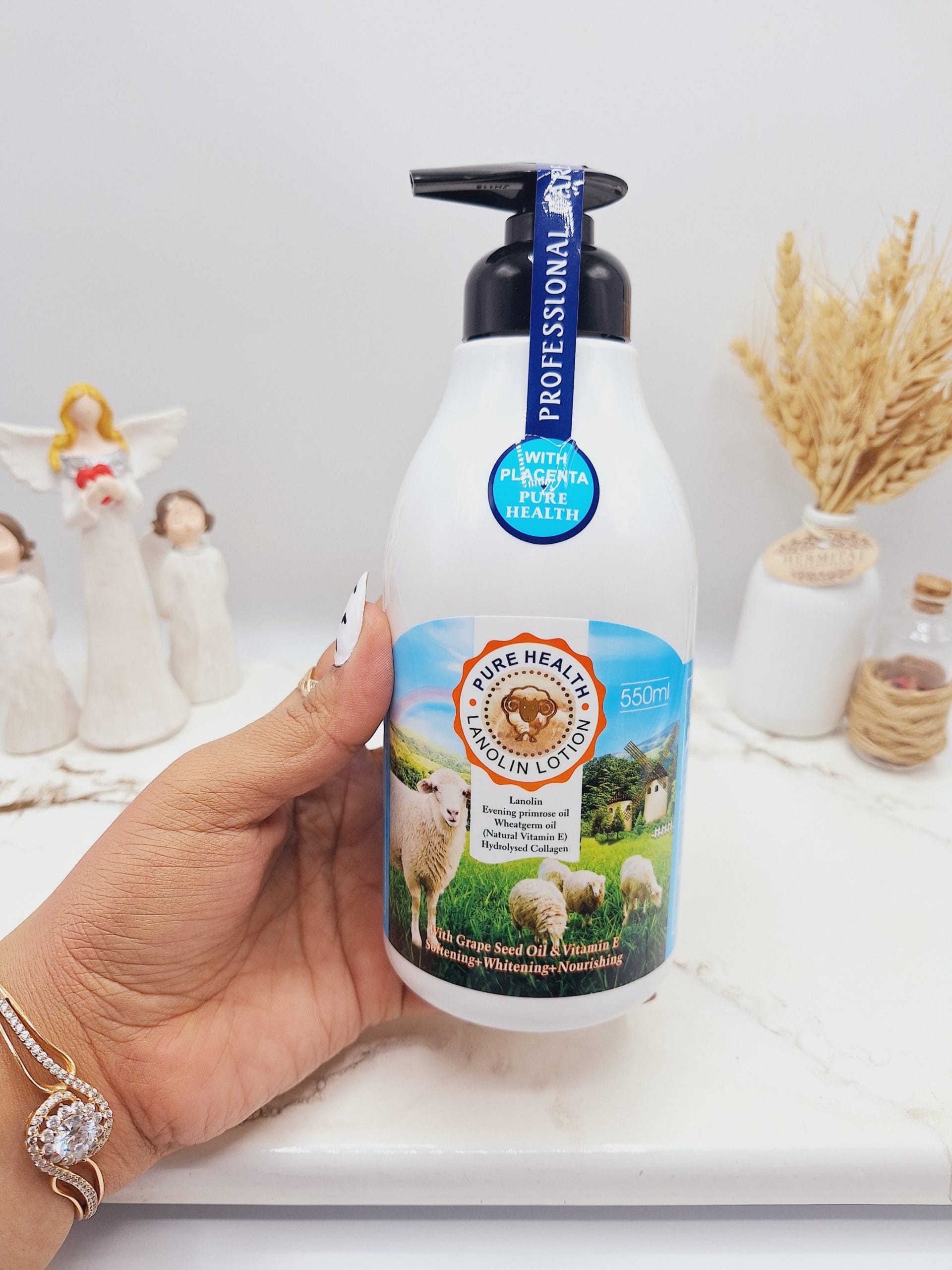 ۲۰۲۵۰۲۲۸_۱۴۴۷۱۵-scaled لوسیون بدن شیر گوسفند لانوین 550 میل روشن کننده و آبرسان برند Wokali کد 255 - Image 1