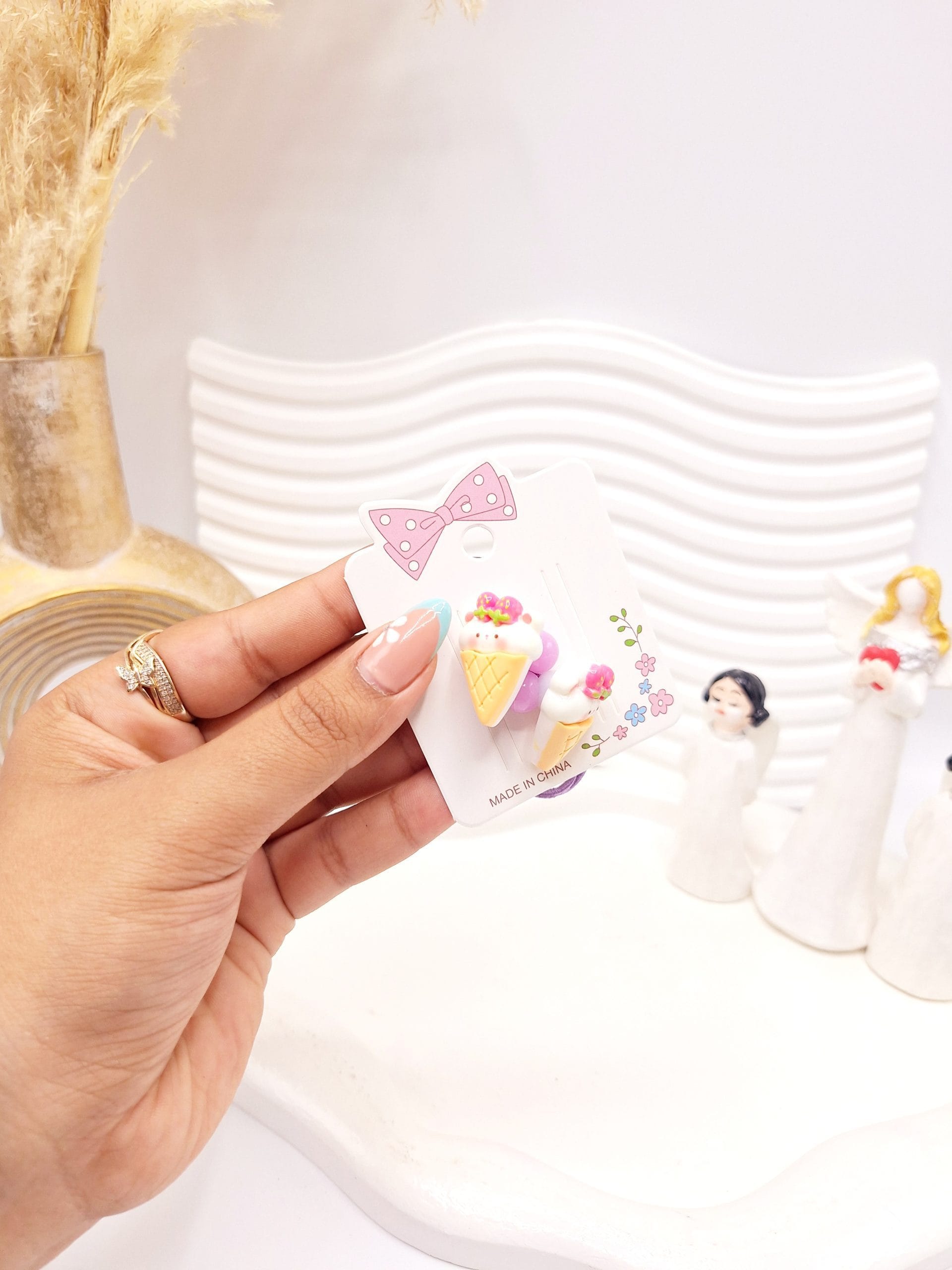 ۲۰۲۵۰۷۲۲_۱۴۲۴۰۷-scaled کش مو 2 تایی طرح دخترانه و فانتزی کیوت - Image 1